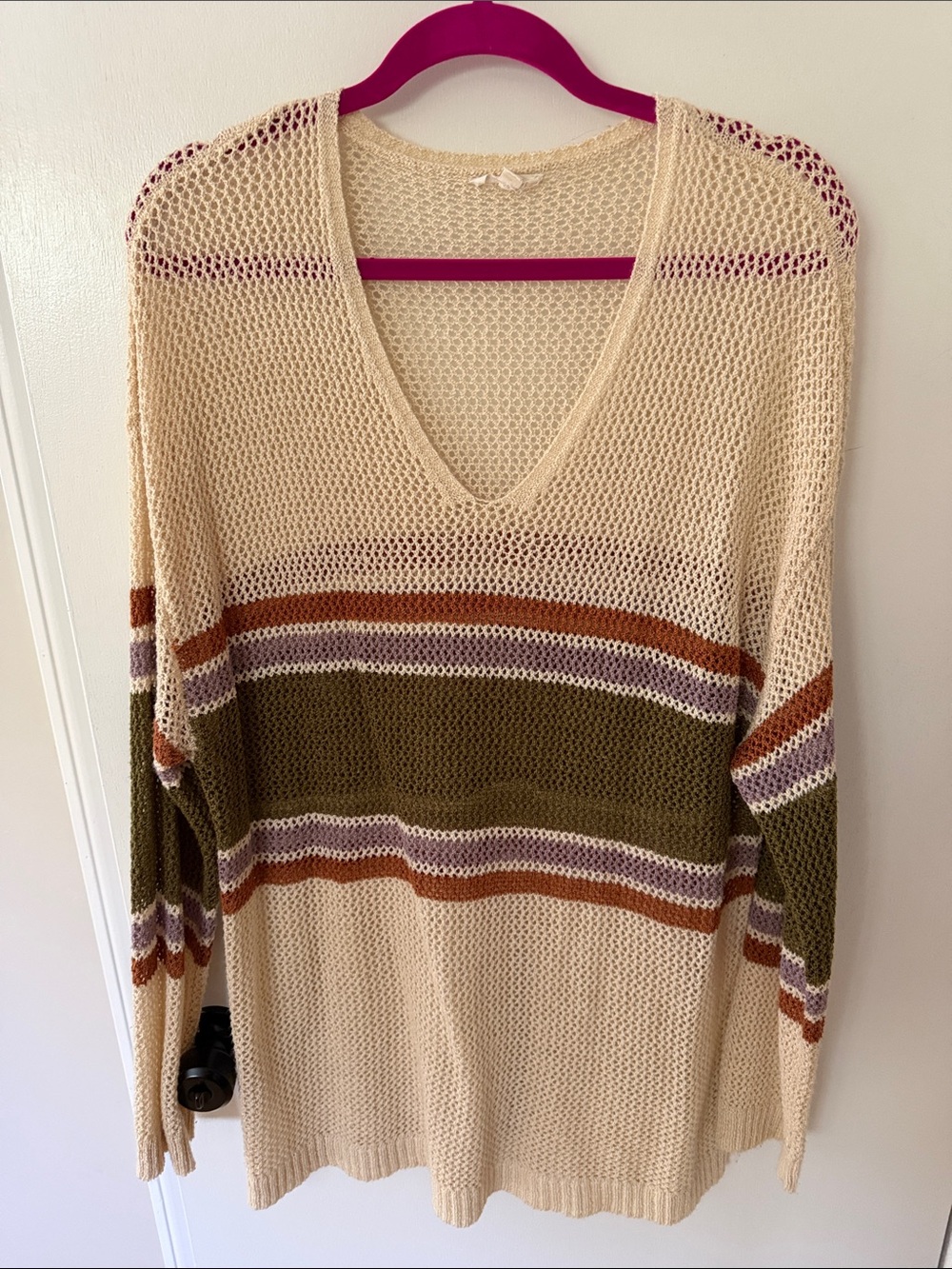 Cream Open-Weave V-Neck Sweater with Olive & Rust Stripe Detail